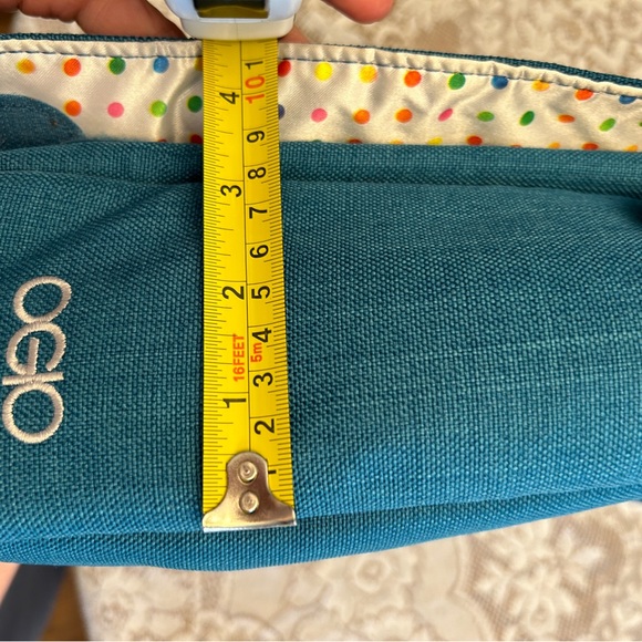 OGIO Crossbody Laptop Tablet Book Bag - Picture 15 of 15